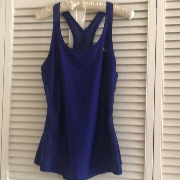 Workout top - Picture 1 of 2